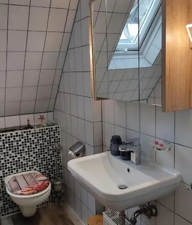 Huebsche 2 Zimmerwohnung 公寓 卡尔斯特