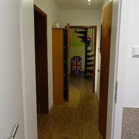 公寓 Huebsche 2 Zimmerwohnung *